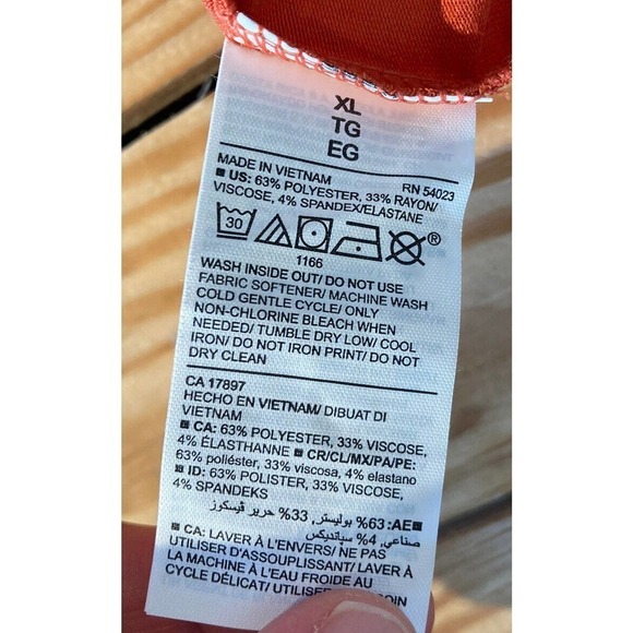 NWT Old Navy Active Fueled by Sunshine Statement T Shirt Size XL Women’s Coral - Picture 5 of 7